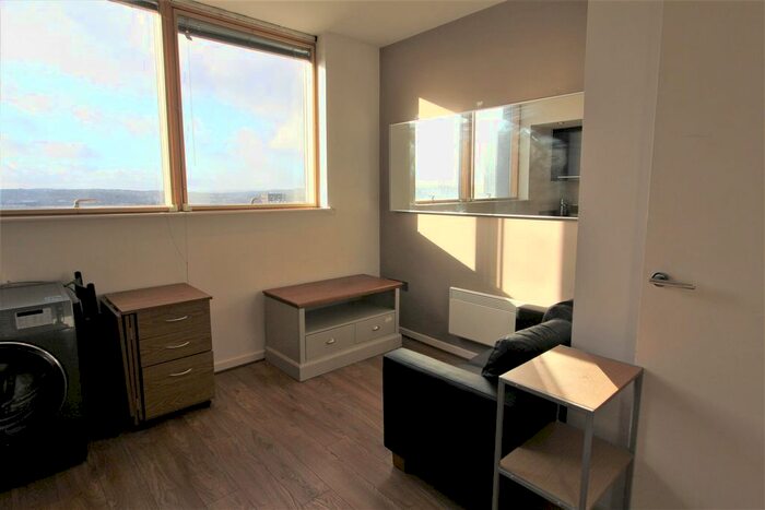 Studio For Sale In Wellington Street, Leeds, LS1