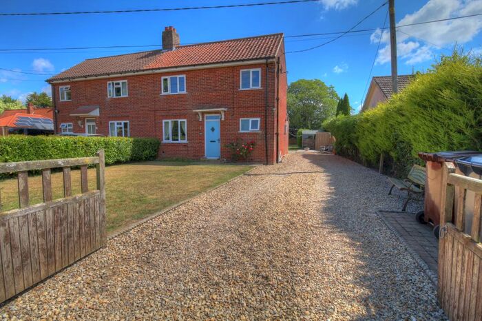3 Bedroom Semi-Detached House For Sale In Council House Etling Green, Dereham, NR20