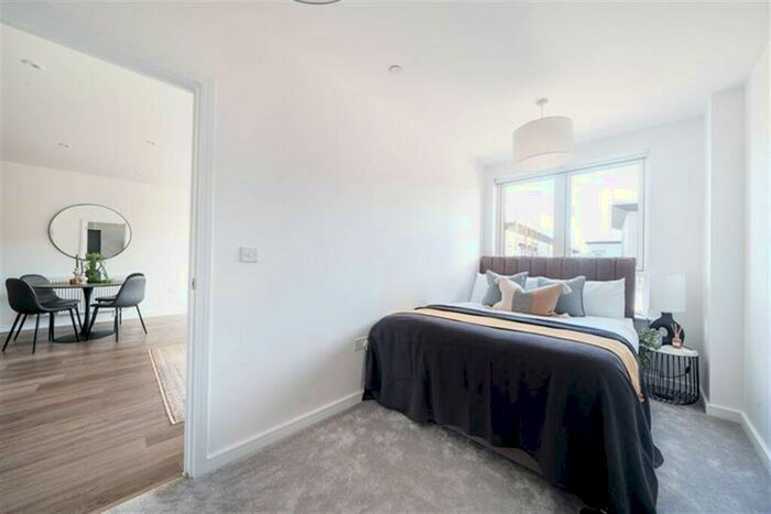 2 Bedroom Apartment To Rent In Bed, Th Floor Mondeo At Verona House In Beam Park, RM9