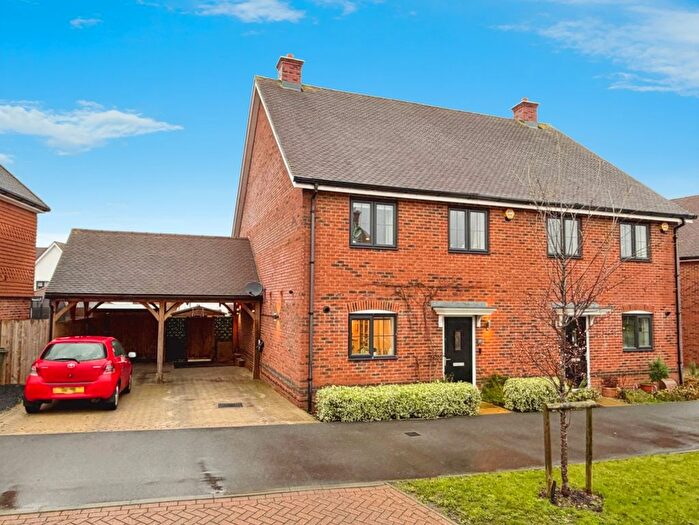 4 Bedroom Semi-Detached House For Sale In Honeysuckle Avenue, Willesborough, Ashford, TN24