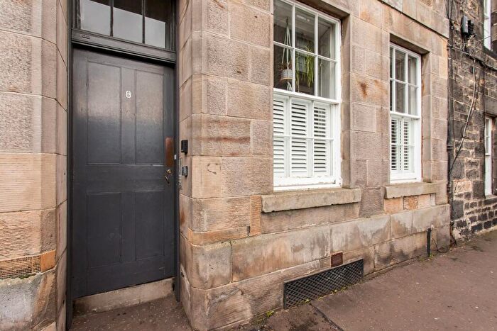 1 Bedroom Flat For Sale In / Kirk Street, Pilrig, Edinburgh, EH6