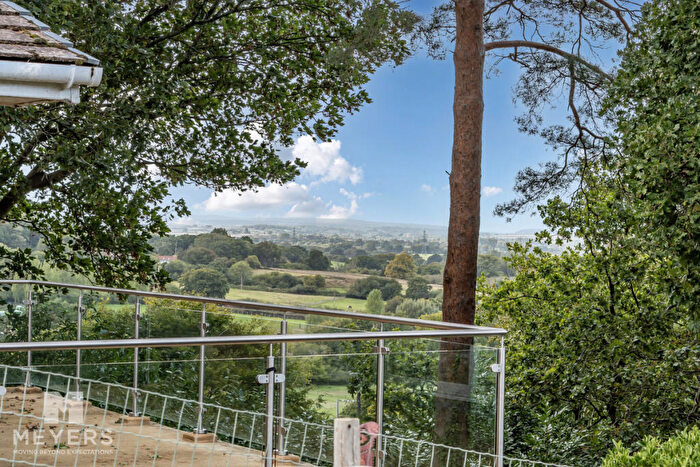 4 Bedroom Detached Bungalow For Sale In Central Avenue, Corfe Mullen, BH21