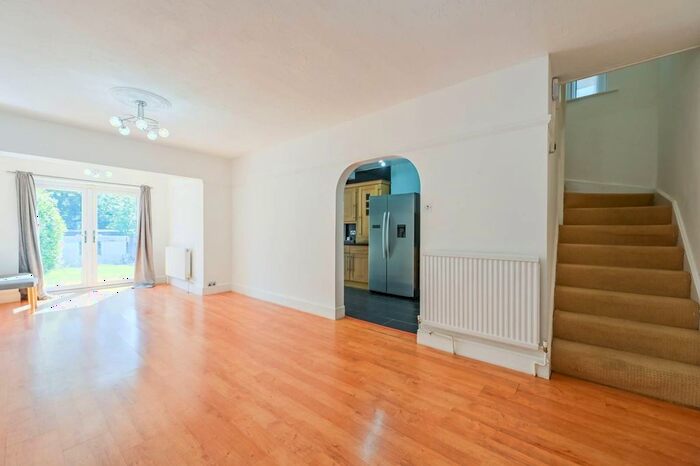 3 Bedroom Property To Rent In Empire Avenue, Tottenham, London, N18