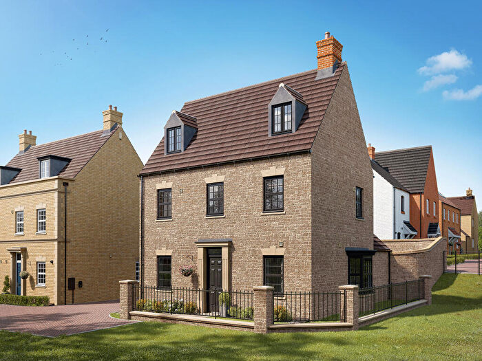 4 Bedroom Detached House For Sale In Epsom Avenue, Towcester, Northamptonshire, NN12