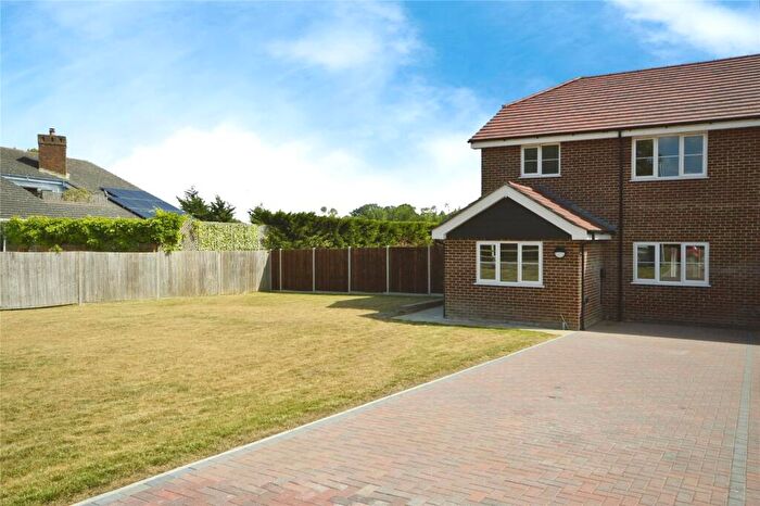 4 Bedroom Semi-Detached House For Sale In Main Road, Hoo, Rochester, Kent, ME3