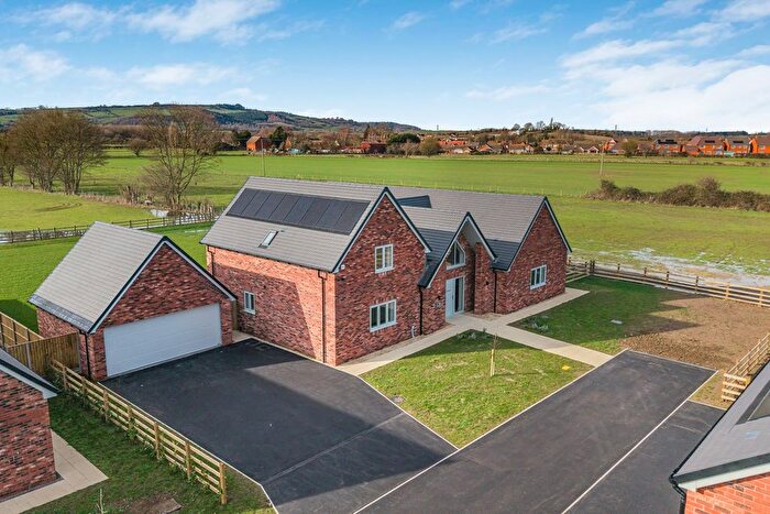 3 Bedroom Detached House For Sale In Sister Elms Drive, Sedgeberrow, Evesham, WR11