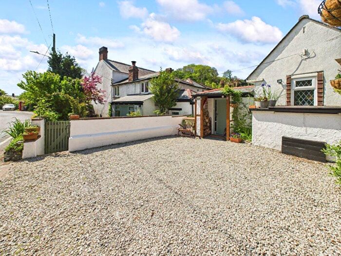 1 Bedroom Semi-Detached House For Sale In Bude, Cornwall, EX23