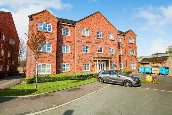 2 Bedroom Apartment To Rent In Hudson Close, Bolton, Greater Manchester, BL3