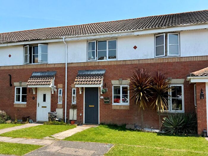 3 Bedroom House For Sale In Vernalls Court, Ashley, New Milton, Hampshire, BH25