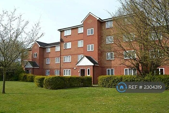 1 Bedroom Flat To Rent In Express Drive, Essex, IG3