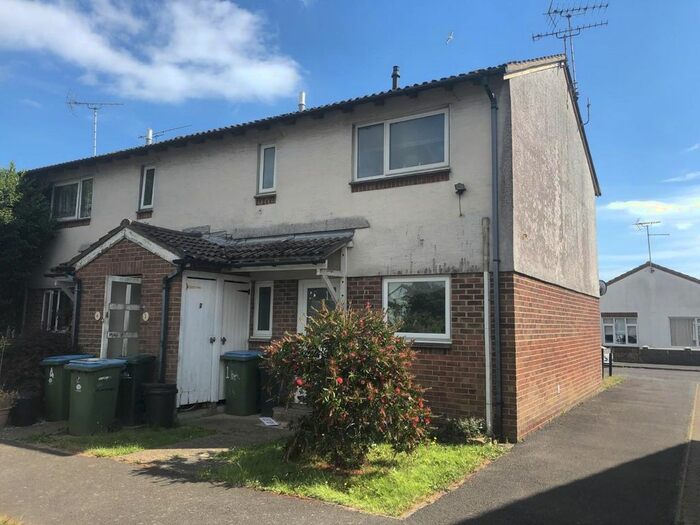 1 Bedroom Flat To Rent In Armada Way, Littlehampton, BN17