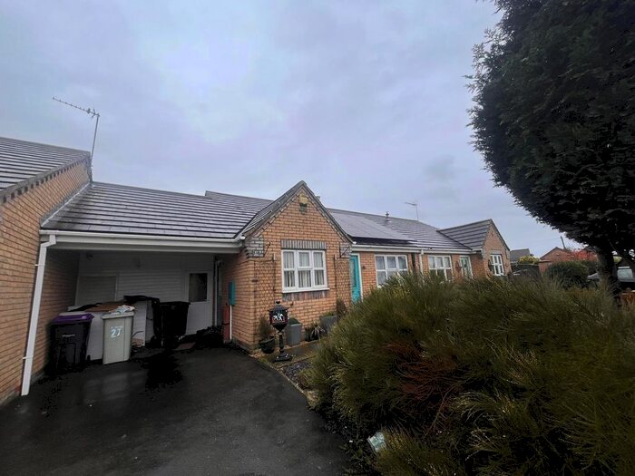 2 Bedroom Bungalow For Sale In Mumby Meadows, Mumby, Alford, LN13