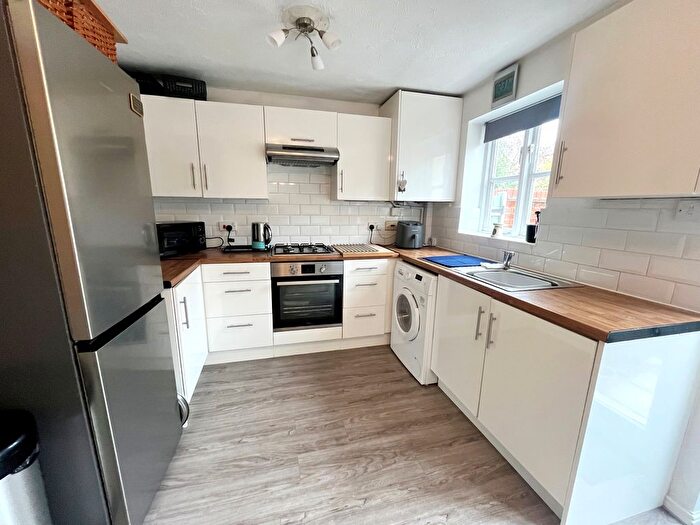 2 Bedroom Property To Rent In Helegan Close, Orpington, BR6