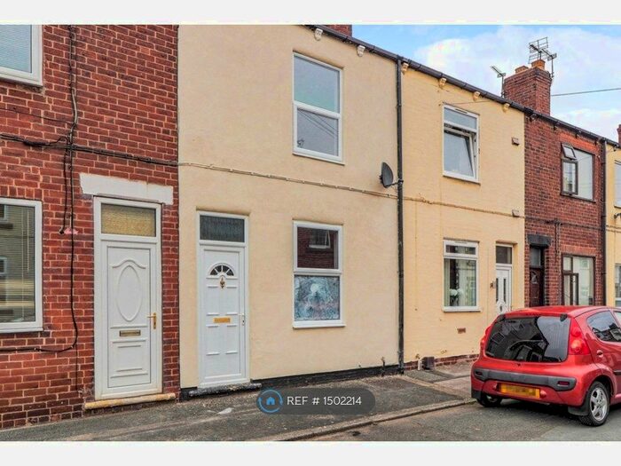 2 Bedroom Terraced House To Rent In Featherstone, Featherstone, WF7