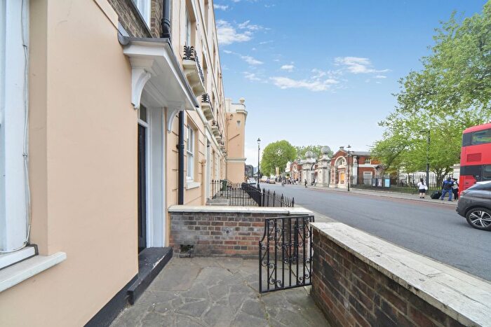 2 Bedroom Flat To Rent In King William Walk, London, SE10