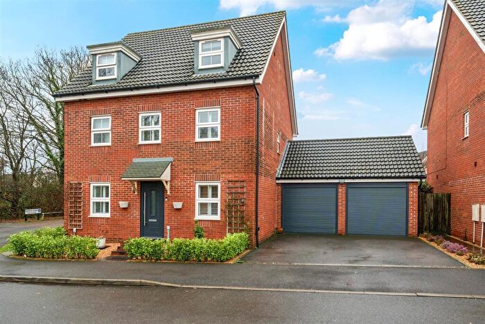 5 Bedroom House For Sale In Wellstead Way, Hedge End, SO30