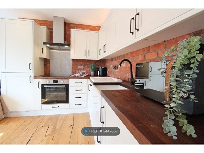 1 Bedroom Flat To Rent In St Peter's Gate, Nottingham, NG1