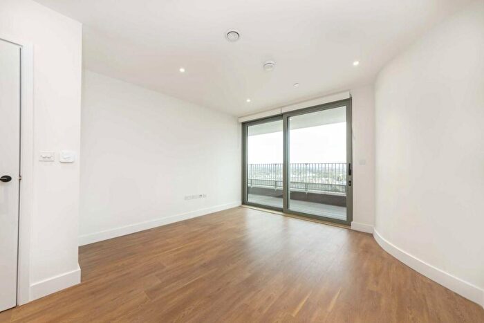 1 Bedroom Flat To Rent In Union Way, North Acton, NW10