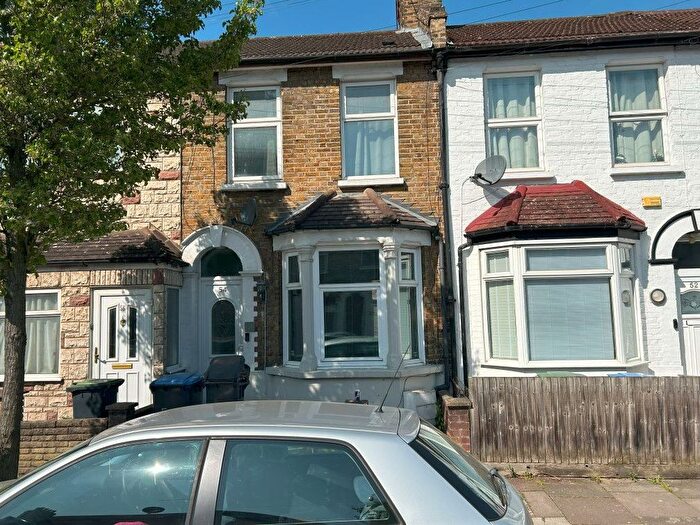 2 Bedroom Terraced House To Rent In Kimberley Road, Edmonton, N18