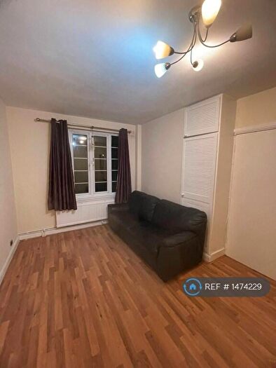 2 Bedroom Flat To Rent In Kings Drive, Wembley, HA9