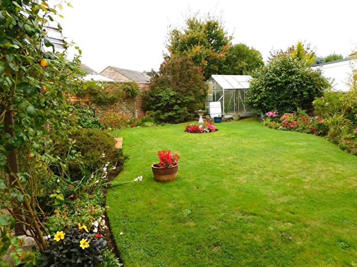 2 Bedroom Detached Bungalow For Sale In Scalwell Lane, Seaton, EX12