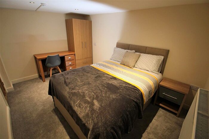 6 Bedroom Terraced House To Rent In Langdale Terrace, Headingley, Leeds, West Yorkshire, LS6