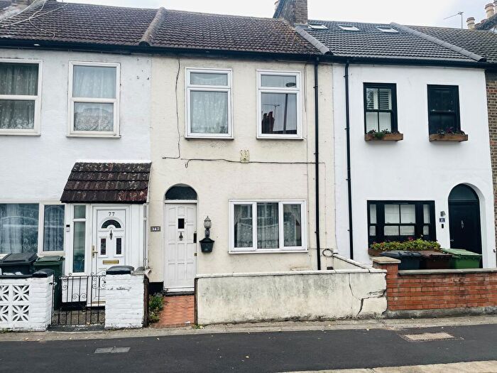 2 Bedroom Terraced House For Sale In Blackhorse Lane, London, E17