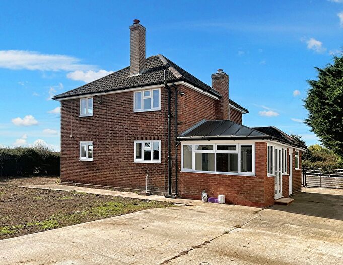 2 Bedroom Detached House To Rent In Wenham Road, Ipswich, IP8