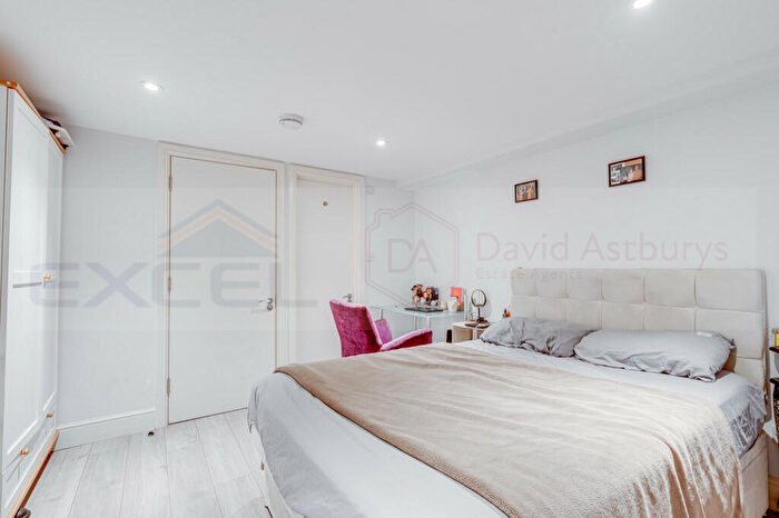 1 Bedroom Apartment To Rent In Carltone Mansions, Finchley Road, London, NW3