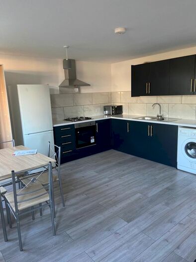 4 Bedroom Terraced House To Rent In John Rous Avenue, Coventry, CV4