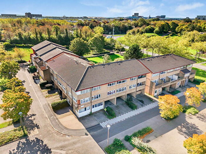 1 Bedroom Flat For Sale In Ramsons Avenue, Milton Keynes, MK14