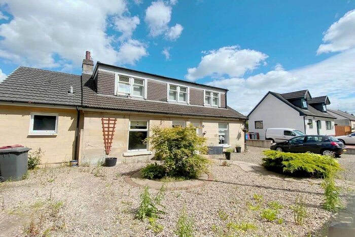 2 Bedroom Semi-Detached House For Sale In , Lanark Road, Carluke, ML8