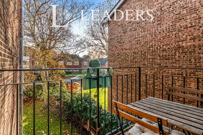 1 Bedroom Property To Rent In Napier Court, Lovelace Gardens, Surbiton, KT6