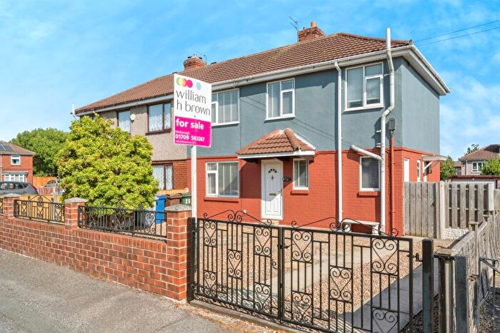 3 Bedroom Semi-Detached House For Sale In Manor Road, Thurnscoe, Rotherham, S63