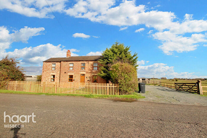 4 Bedroom Detached House For Sale In Mill Road, Walpole Highway, PE14