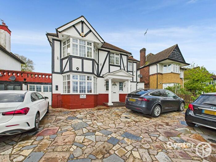 6 Bedroom Detached House To Rent In Old Church Lane, London, NW9