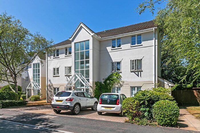 2 Bedroom Flat To Rent In Park Road, Abbotts Court Park Road, SO23