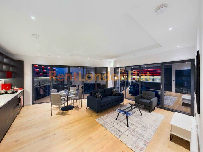 2 Bedroom Flat To Rent In Lyell Street, Canary Wharf, &# Bedrooms Modern, E14