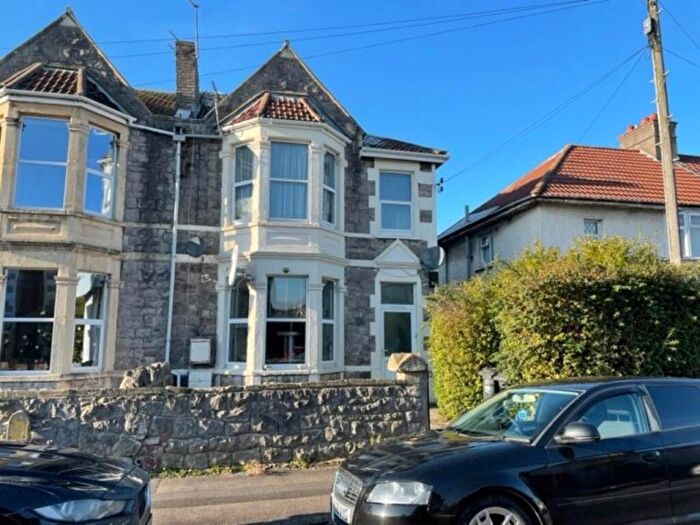2 Bedroom Flat To Rent In Osborne Road, Weston-super-Mare, North Somerset, BS23