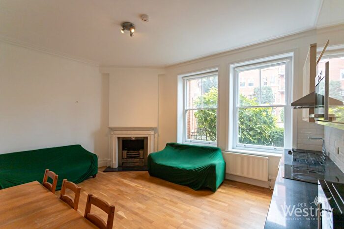 2 Bedroom Flat To Rent In Kings Gardens, London, NW6