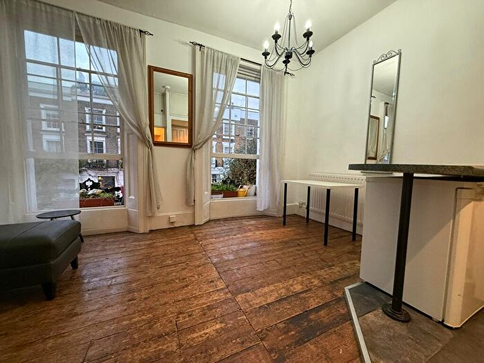 1 Bedroom Flat To Rent In Huntingdon Street, London, N1