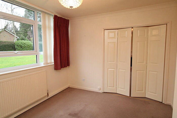 2 Bedroom Apartment To Rent In Woodbourne, B15