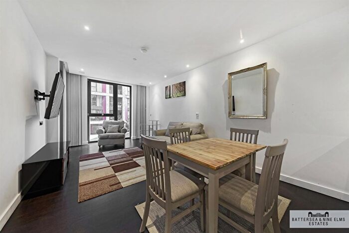 2 Bedroom Flat To Rent In The Residence, Nine Elms Lane, SW11