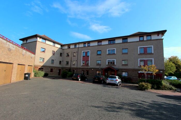 2 Bedroom Flat To Rent In North Werber Place, Fettes, Edinburgh, EH4