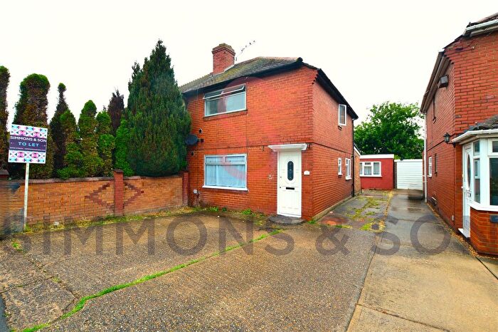 3 Bedroom Semi-Detached House To Rent In Norfolk Avenue, Slough, Berkshire, SL1