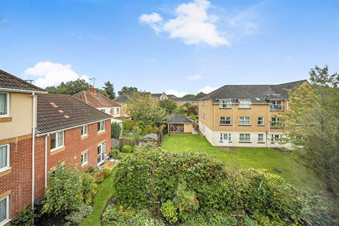 1 Bedroom Retirement Property For Sale In Fern Hill Lodge, Farnborough, GU14