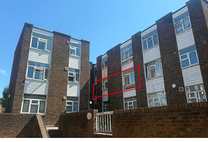 2 Bedroom Flat For Sale In Churchill Place, Harrow, HA1