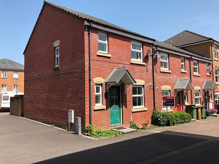 3 Bedroom Terraced House To Rent In Red Kite Close, Penallta, CF82