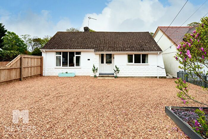 2 Bedroom Bungalow For Sale In Windsor Close, St. Ives, Ringwood, BH24