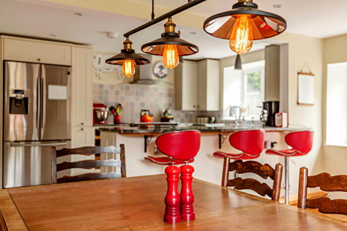 4 Bedroom Detached House For Sale In Picket Piece, Andover, SP11
